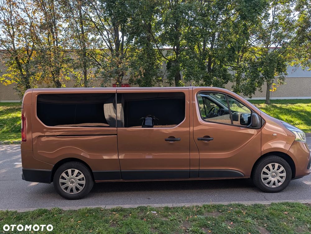 Renault Trafic - 25