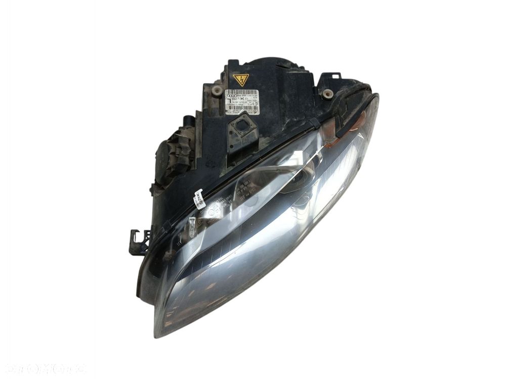 LAMPA LEWY PRZÓD AUDI A4 B7 (2004-2008) 2.0 TDI 140KM 8E0941003AM - 2