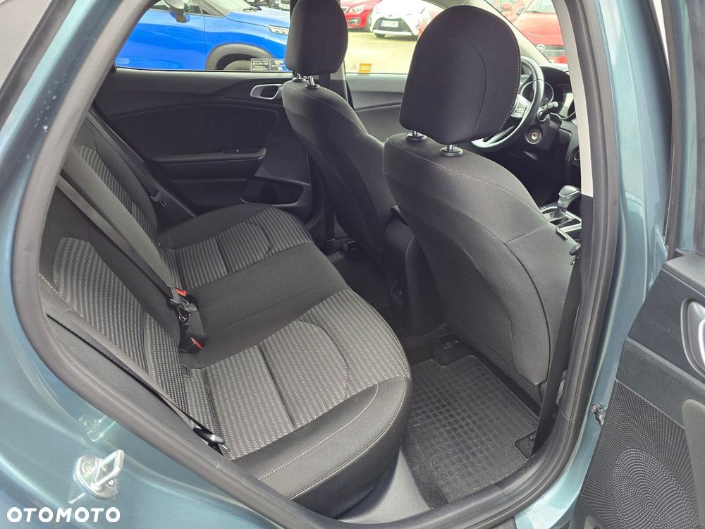 Kia XCeed 1.5 T-GDI M DCT - 24