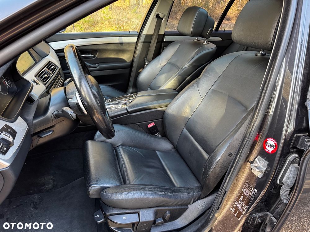 BMW Seria 5 535d - 19