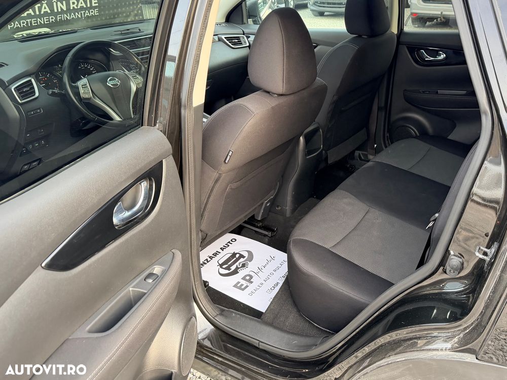 Nissan Qashqai 1.6 DCI Xtronic TEKNA - 22