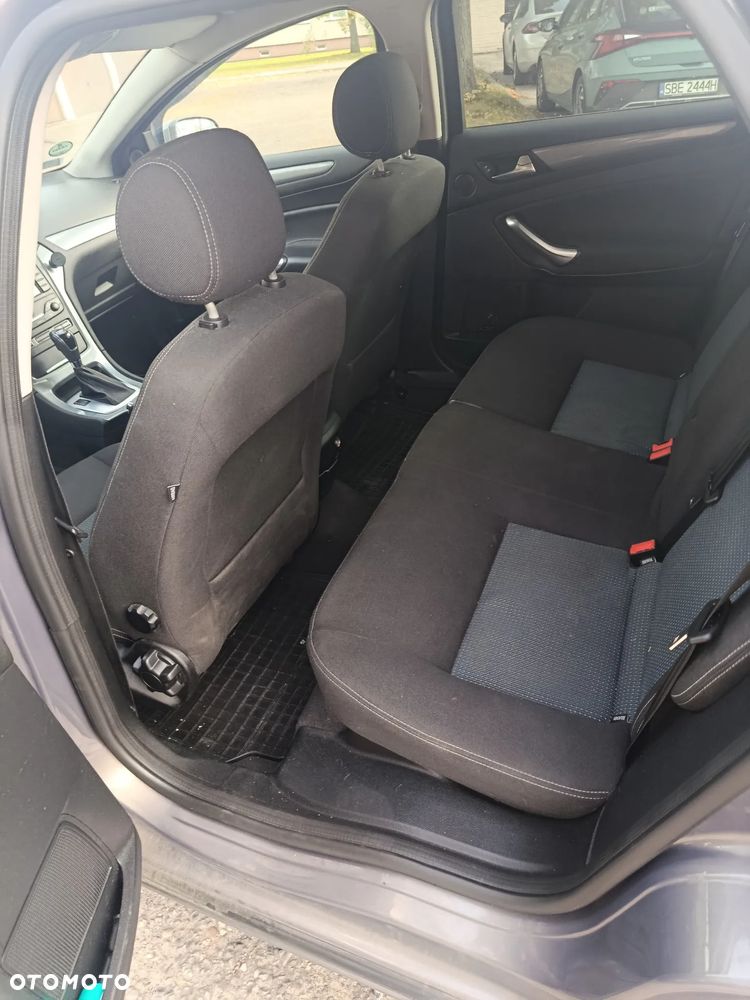 Ford Mondeo - 7