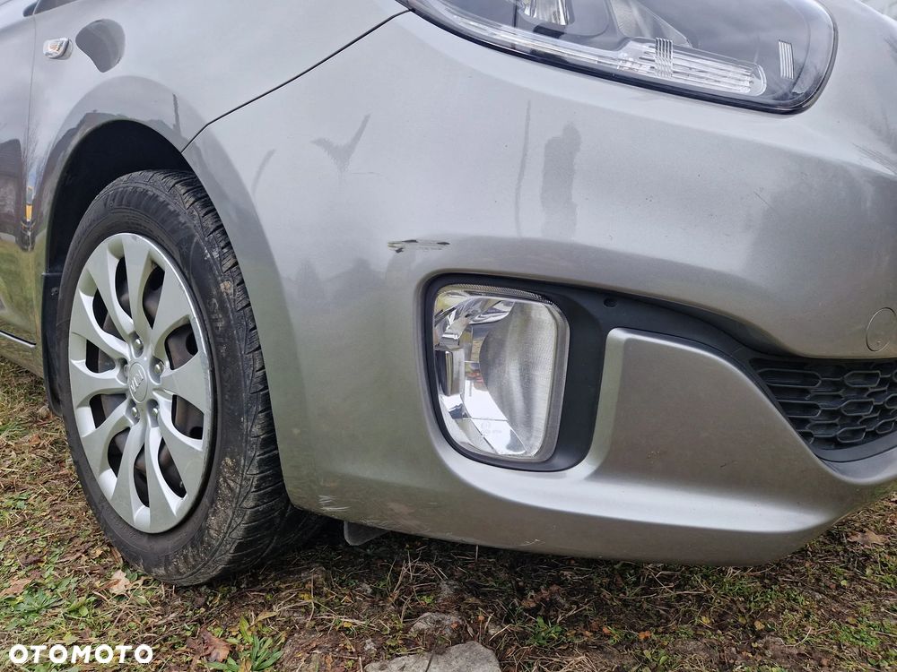 Kia Carens 1.6 GDI M EU6 - 11