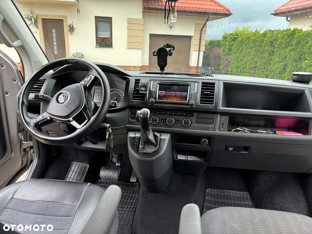 Volkswagen Caravelle 2.0 TDI L2 Comfortline DSG - 23