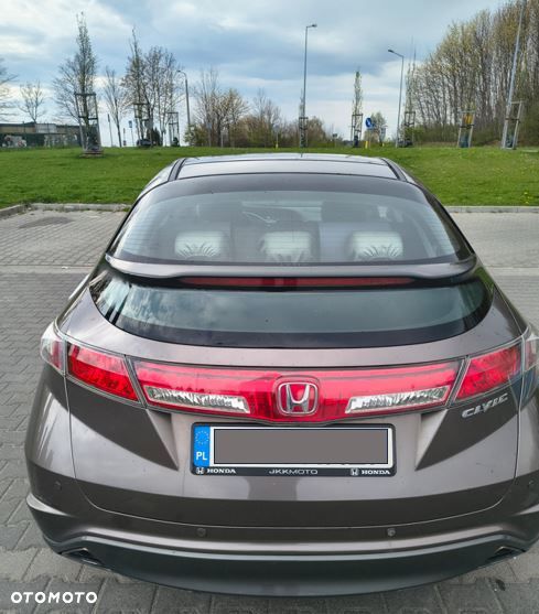 Honda Civic 1.8 Comfort - 8