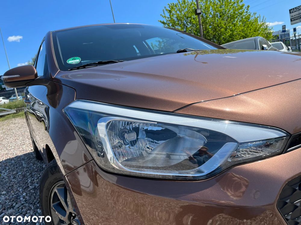 Hyundai i20 - 12