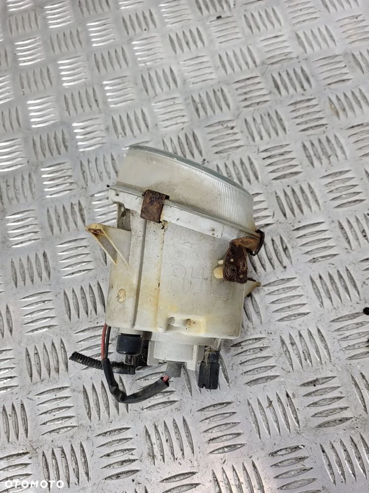 Hyundai Terracan Halogen Lewy Prawy Przód - 11