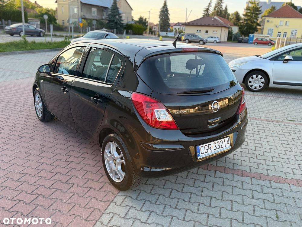 Opel Corsa 1.2 16V Enjoy - 4