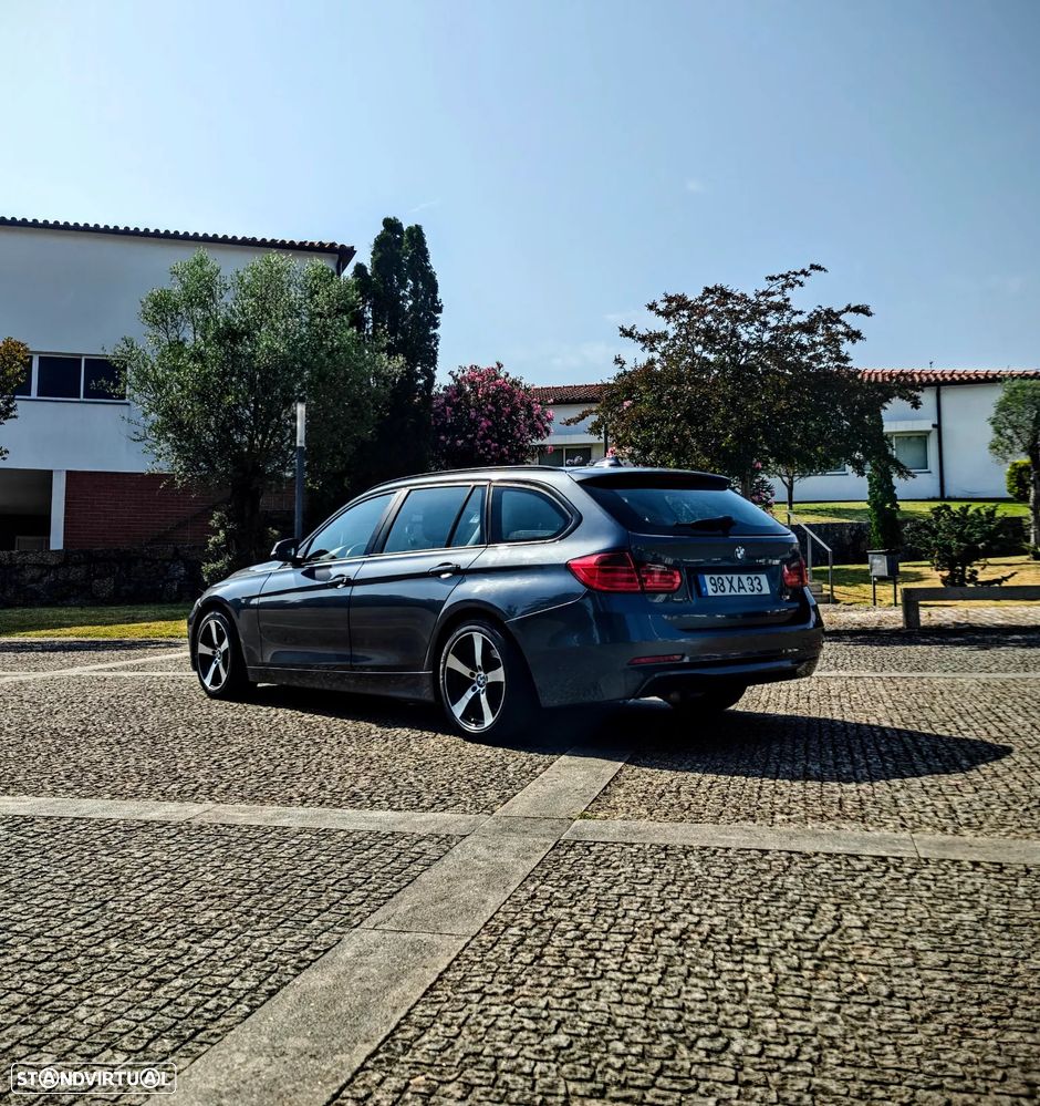BMW 320 d Pack M - 29