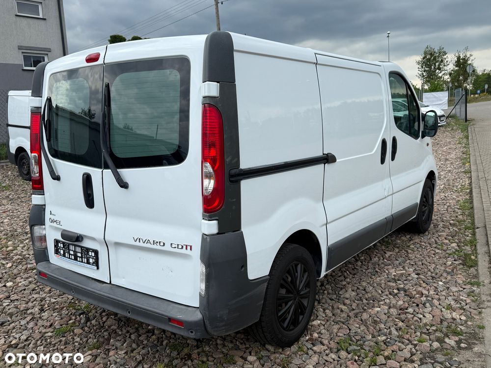 Opel Vivaro 2.0cdti 115KM klima z Niemiec - 3