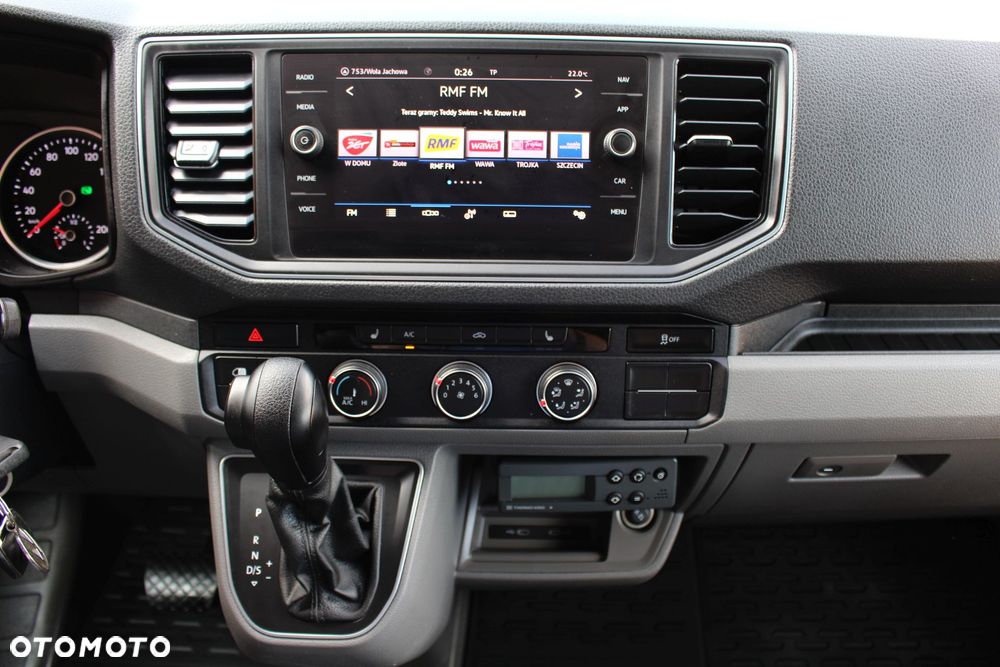 Volkswagen CRAFTER 2.0 177 KM / POLSKI SALON / JAK NOWY / CHŁODNIA / WINDA DHOLLANDIA / SPRINTER / IVECO / FIAT / - 29
