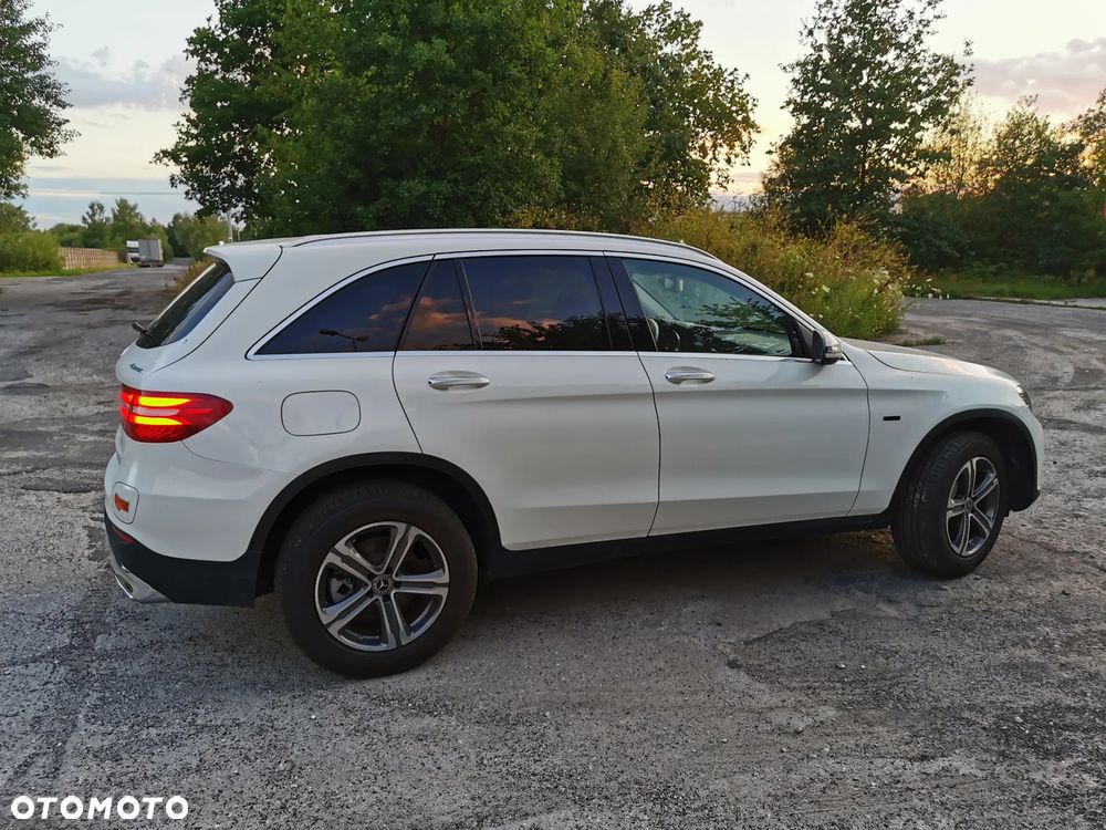 Mercedes-Benz GLC - 10