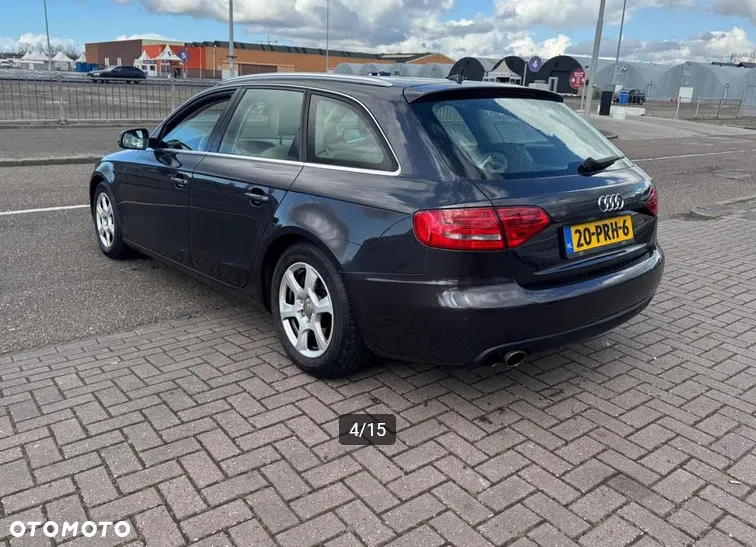 Audi A4 - 4