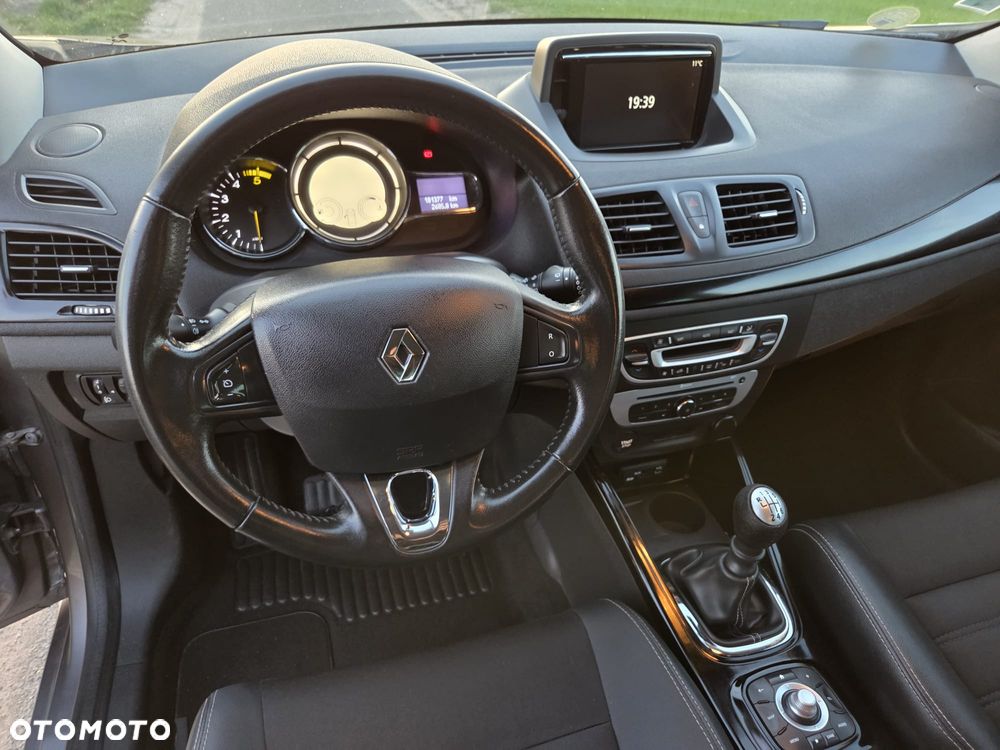 Renault Megane 1.5 dCi Bose - 23