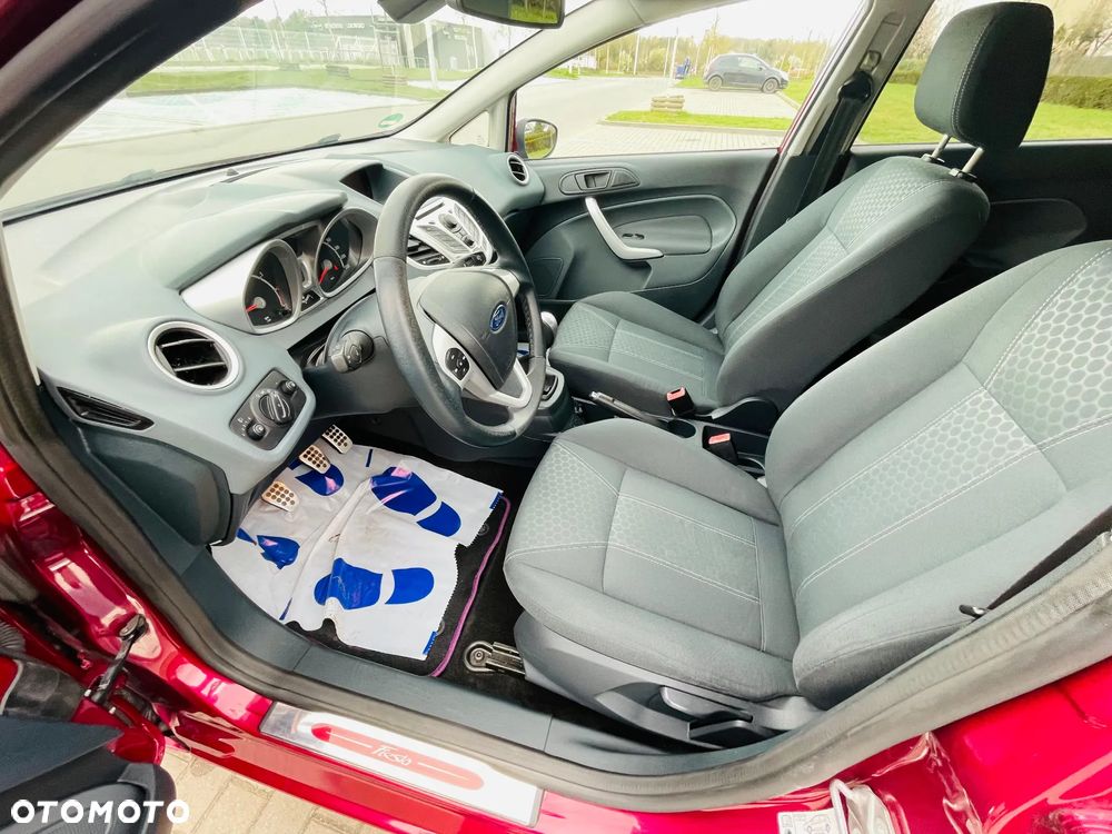 Ford Fiesta 1.6 Ti-VCT Titanium - 13