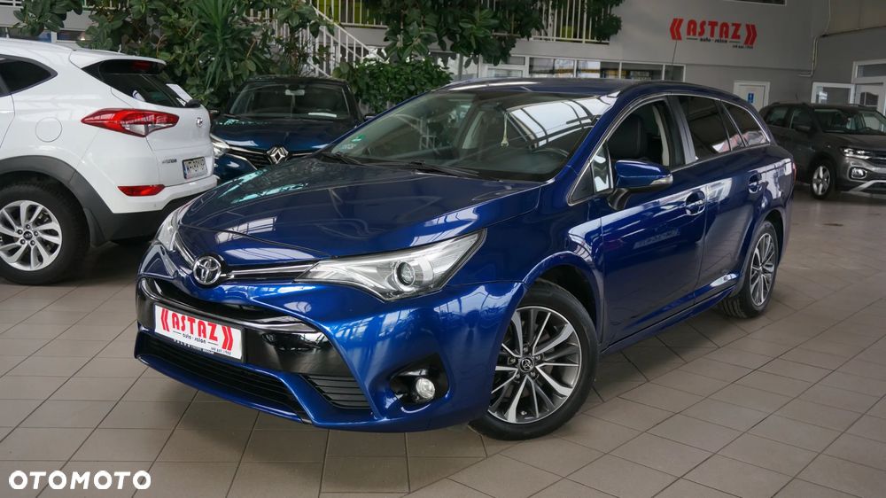 Toyota Avensis 2.0 D-4D Prestige - 11