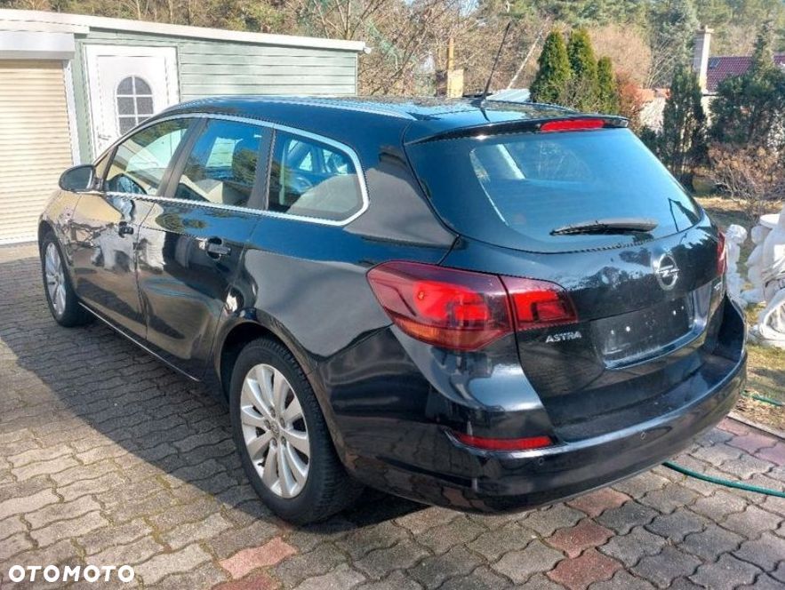 Opel Astra 1.7 CDTI DPF Edition Sport - 4