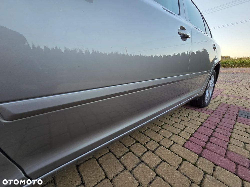 Skoda Octavia 1.6 TDI Active DSG - 6