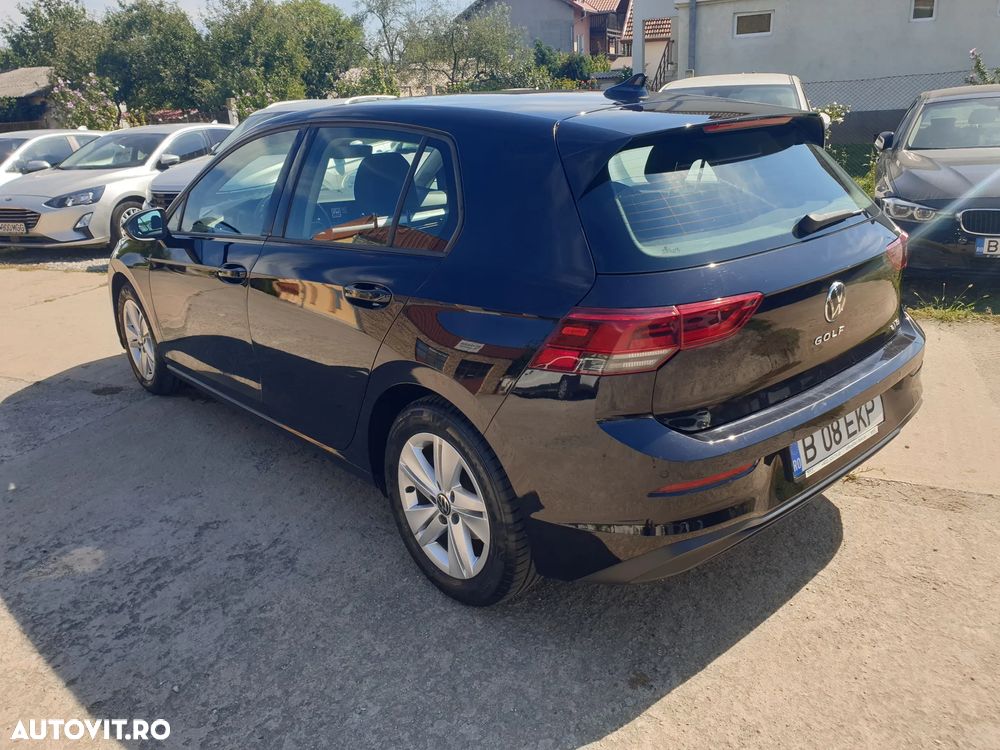 Volkswagen Golf 1.0 eTSI DSG MHEV Life - 8