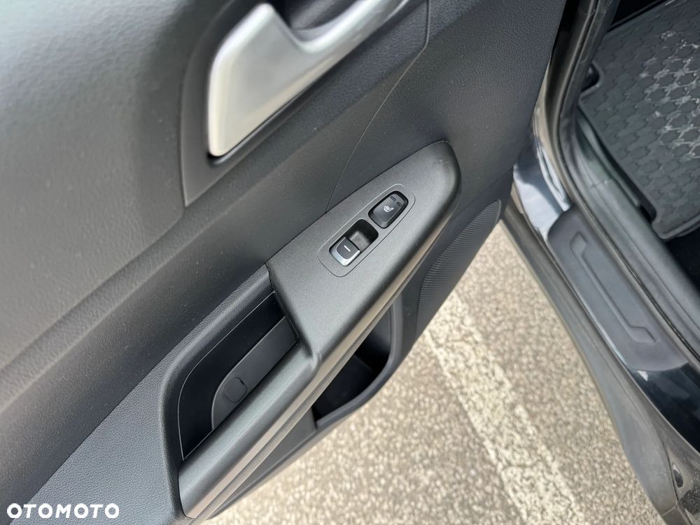 Kia Sportage 1.6 GDI 2WD VISION - 26