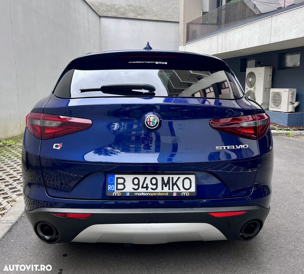 Alfa Romeo Stelvio 2.0 Turbo AWD AT8 Super - 15