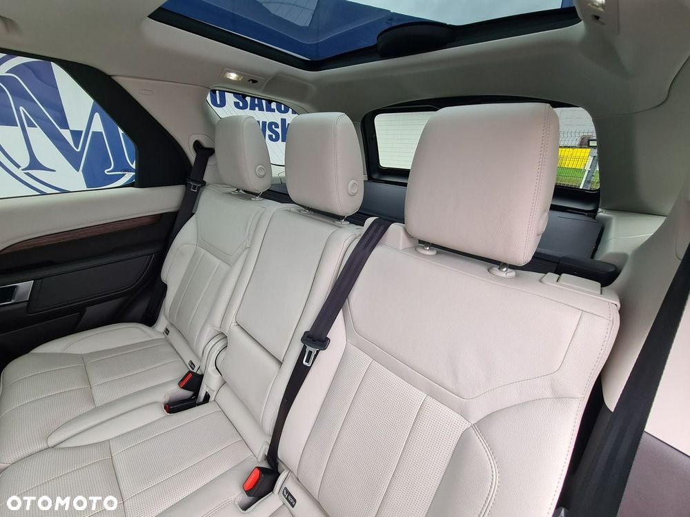 Land Rover Discovery 3.0 TD6 HSE Luxury - 27