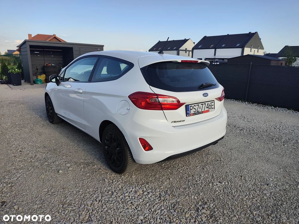 Ford Fiesta 1.1 S&S COOL&CONNECT - 10