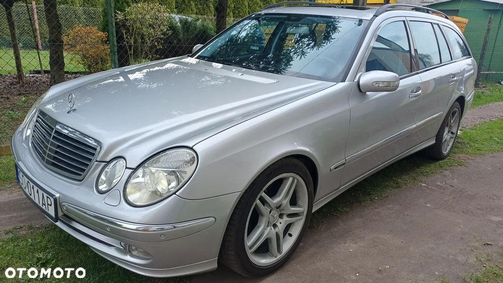 Mercedes-Benz Klasa E 500 Avantgarde Sport Edition - 9