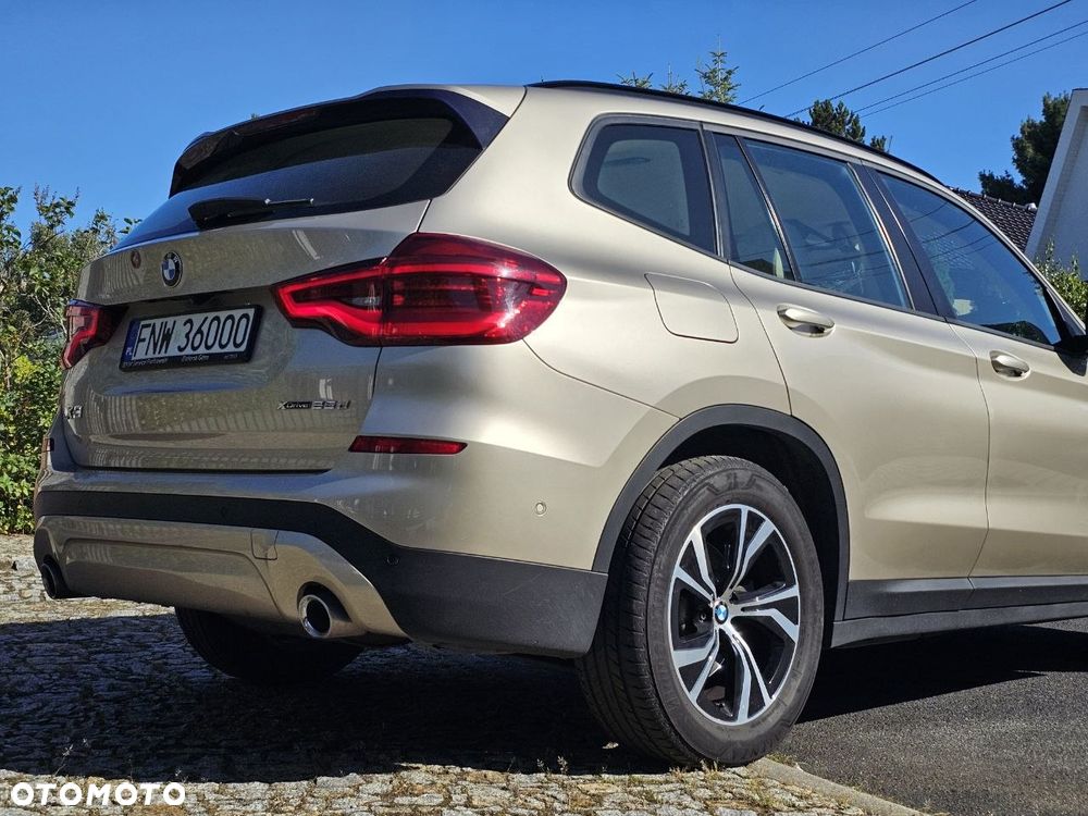 BMW X3 xDrive25d - 6
