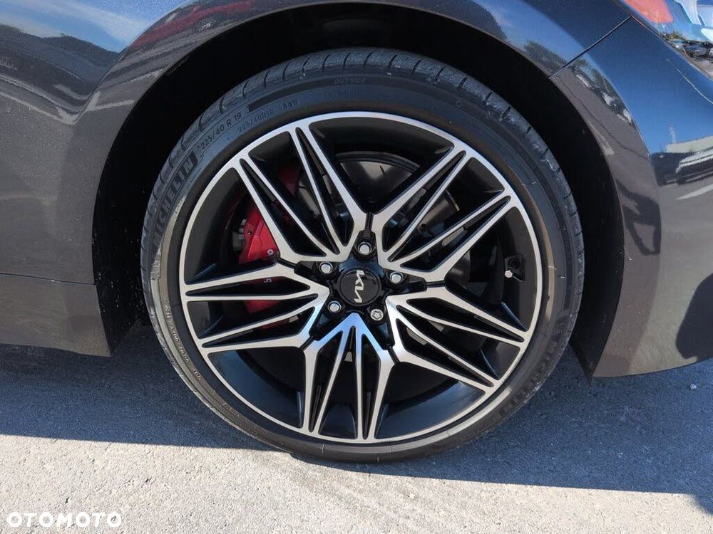 Kia Stinger 3.3 T-GDI V6 GT AWD - 10