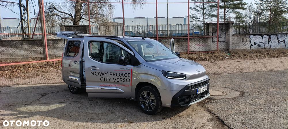 Toyota Proace City Verso Long 1.5 D-4D Family - 2