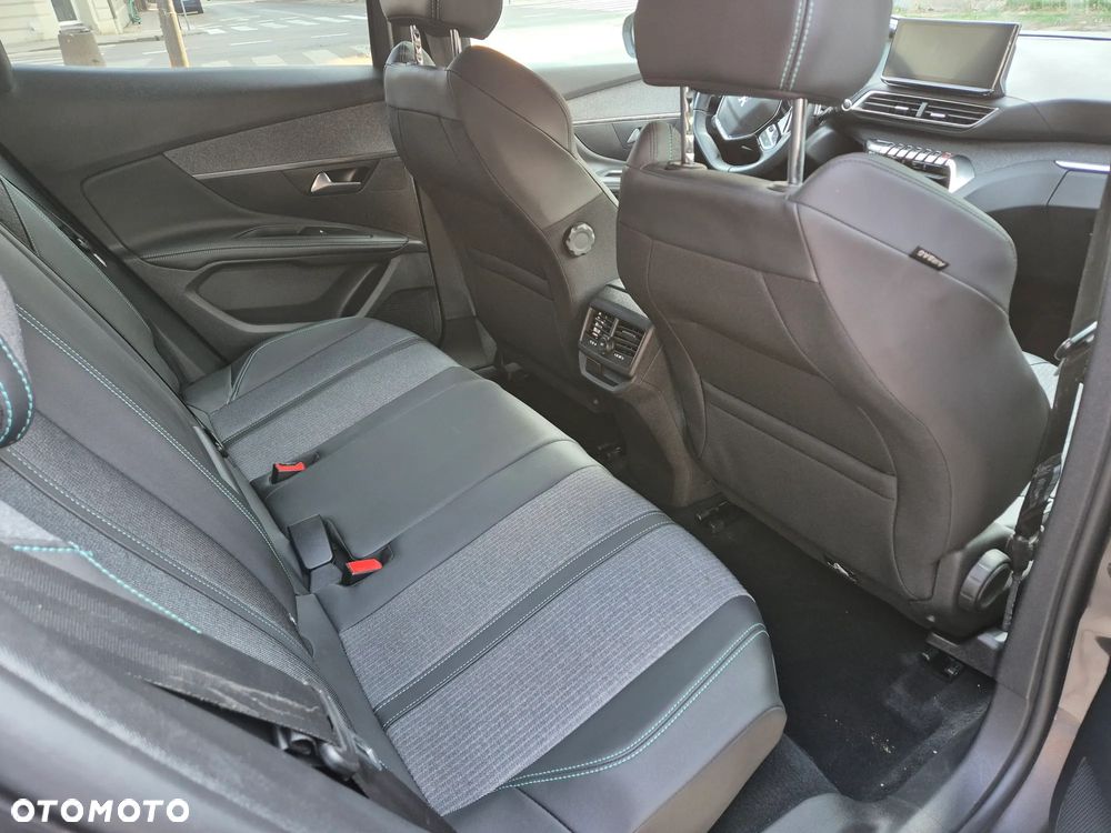 Peugeot 3008 1.2 PureTech Allure Pack S&S EAT8 - 12