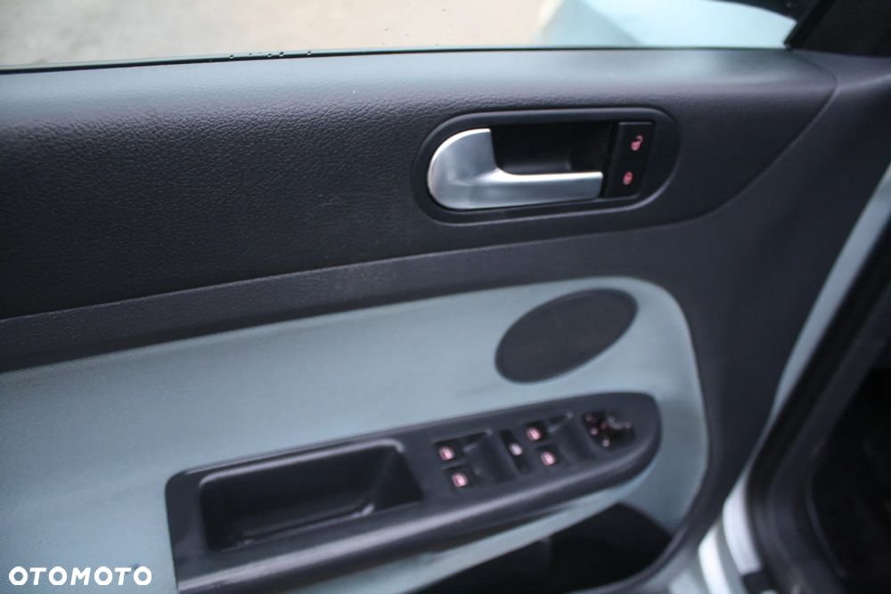 Volkswagen Golf Plus CrossGolf 2.0 TDI DPF - 14