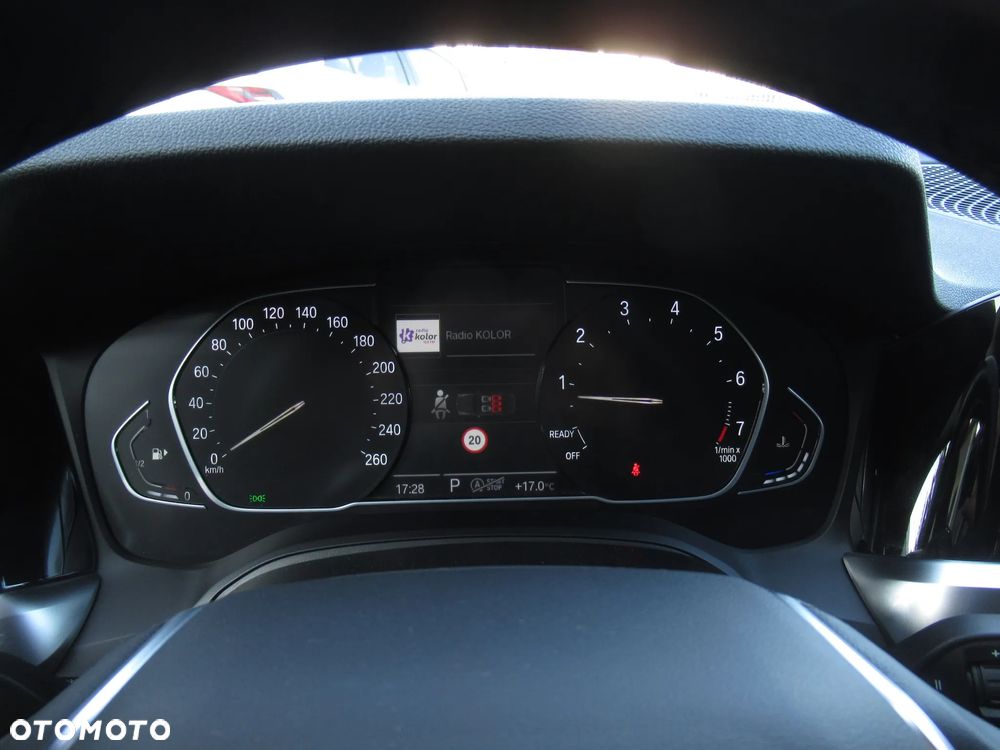 BMW Seria 3 318i Sport Line - 38