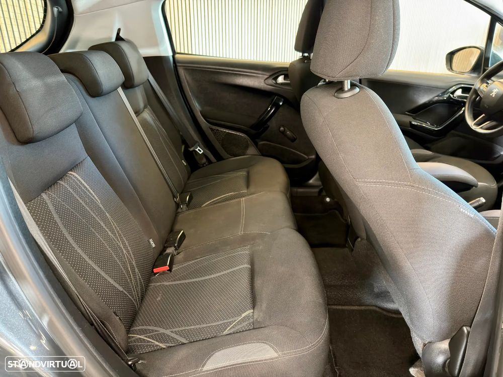 Peugeot 208 e-HDi 68 EGS5 Stop&Start Active - 9