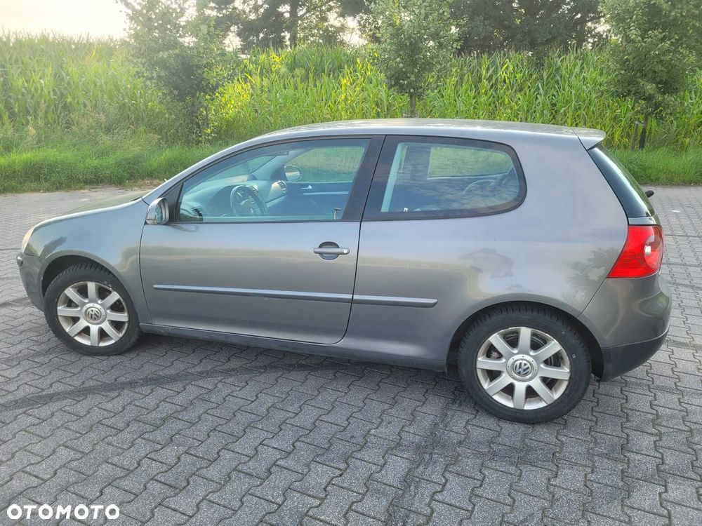 Volkswagen Golf - 3