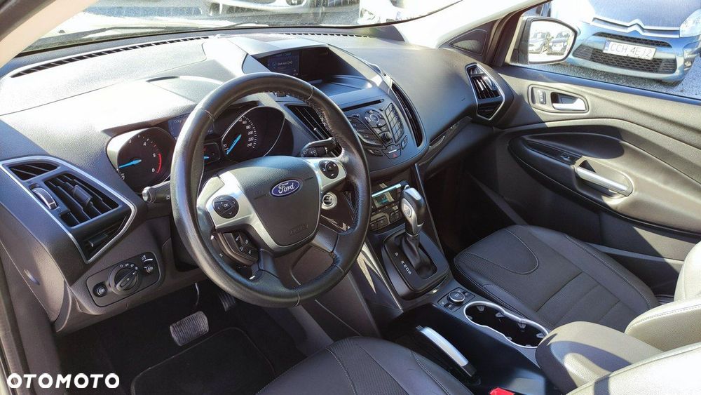 Ford Kuga - 26