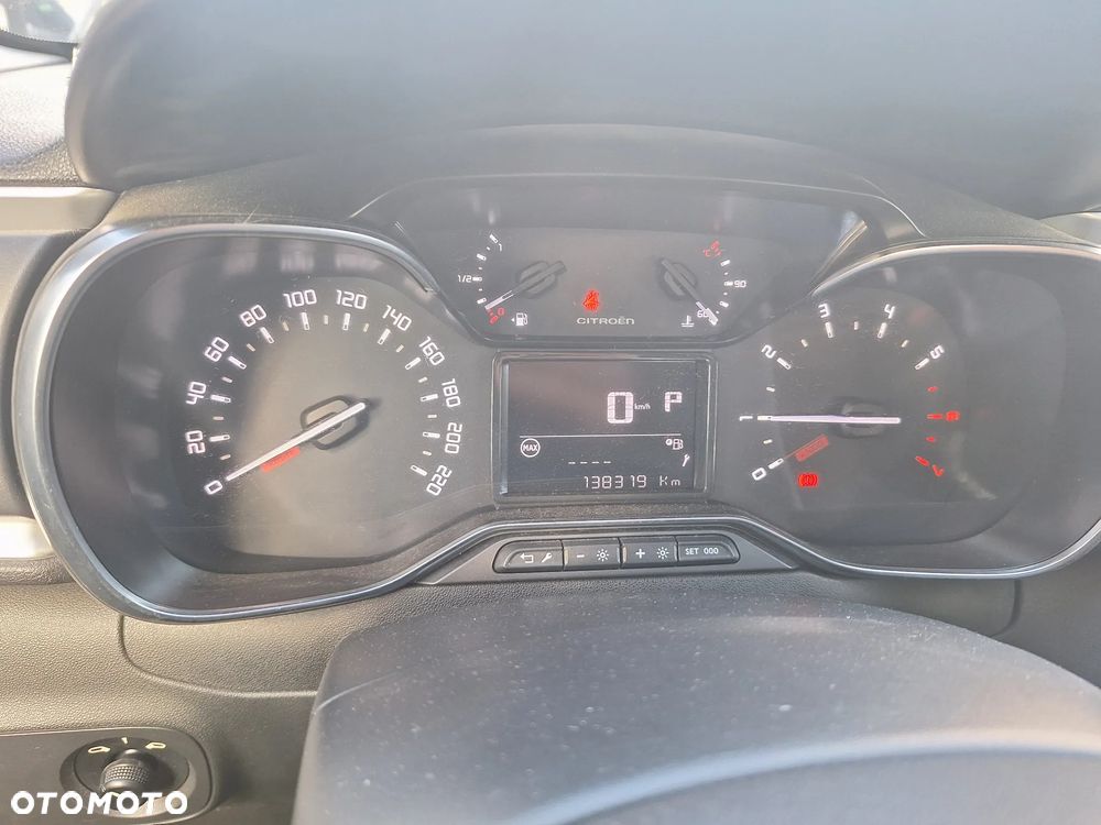 Citroën C3 Pure Tech 110 S&S EAT6 SHINE - 9