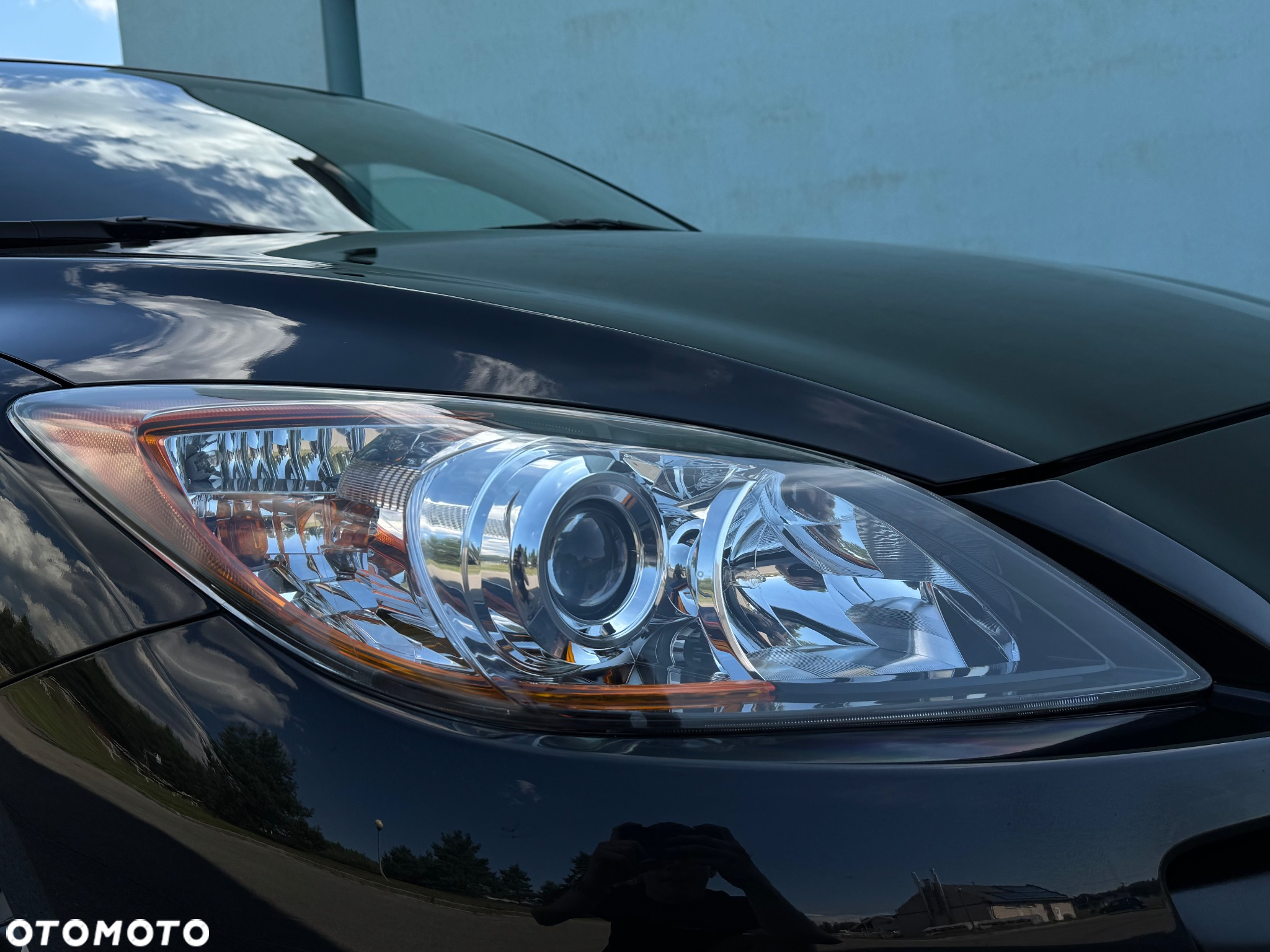 Mazda 3 1.6 Exclusive + - 17