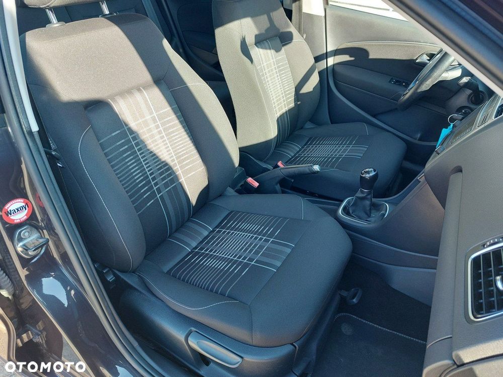 Volkswagen Polo - 15