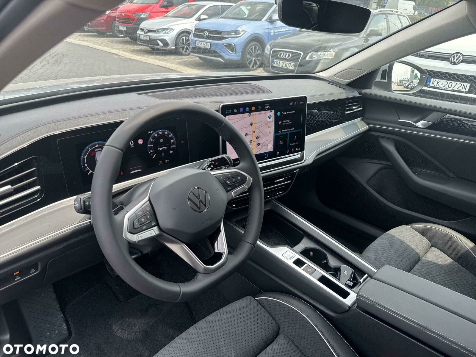 Volkswagen Passat - 13