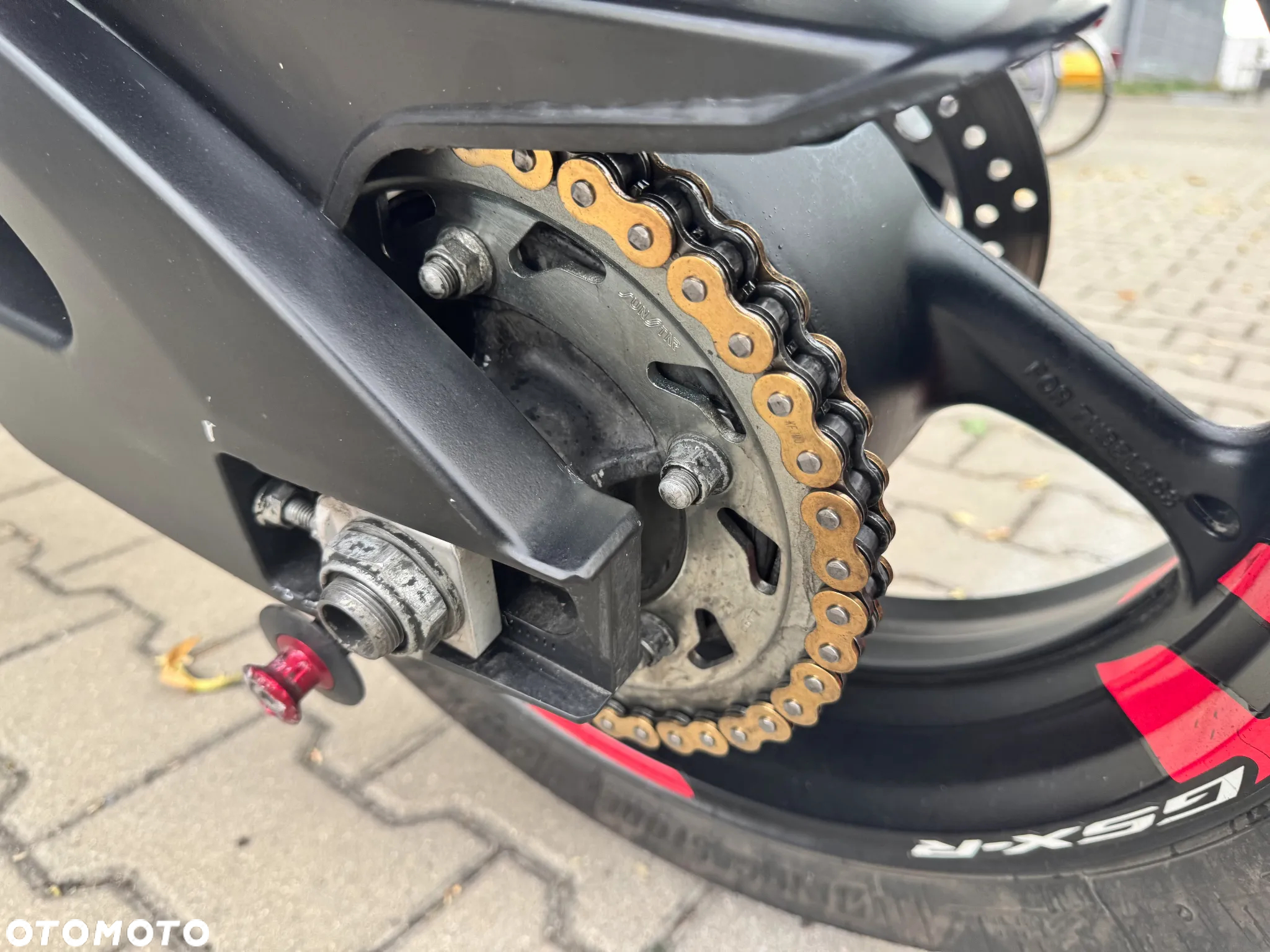Suzuki GSX-R - 8