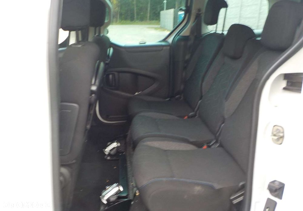 Peugeot Partner - 26