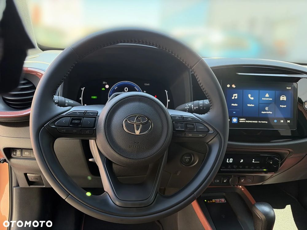 Toyota Aygo X Hybrid 1.5 Style e-CVT - 16