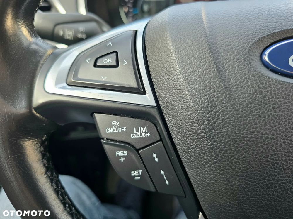 Ford S-Max 2.0 EcoBlue Titanium - 31