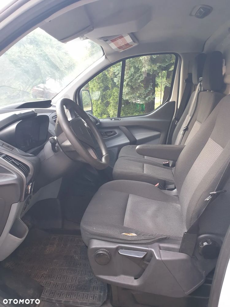 Ford Transit Custom - 10