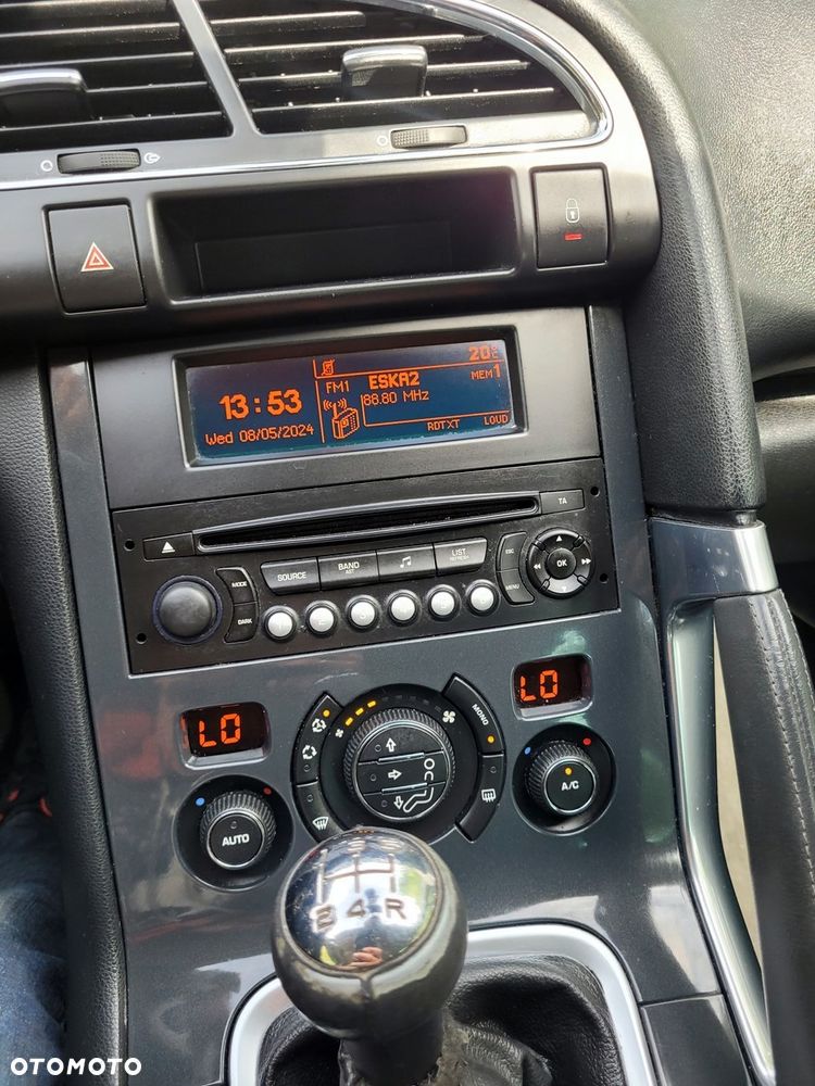 Peugeot 3008 1.6 Premium - 10
