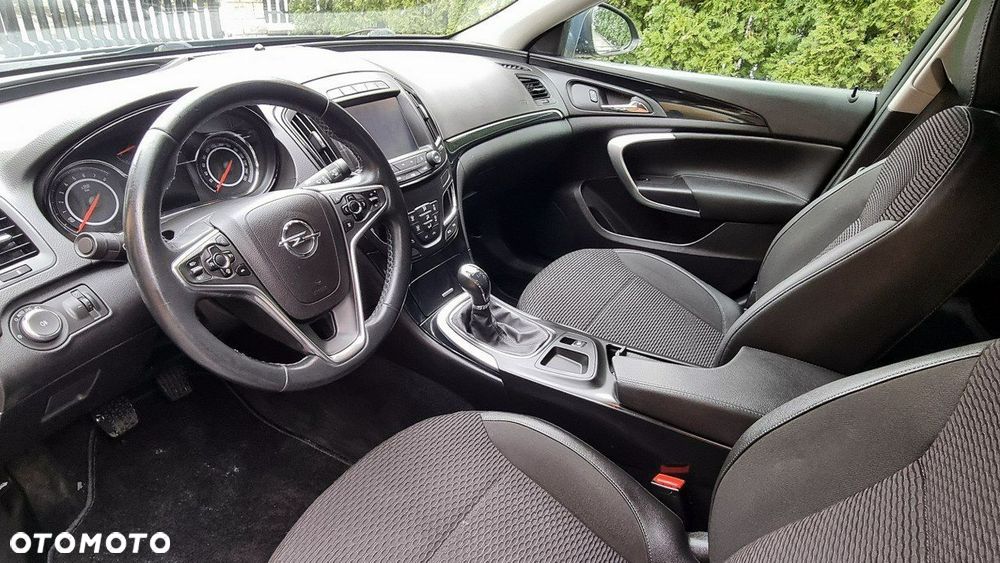 Opel Insignia - 11
