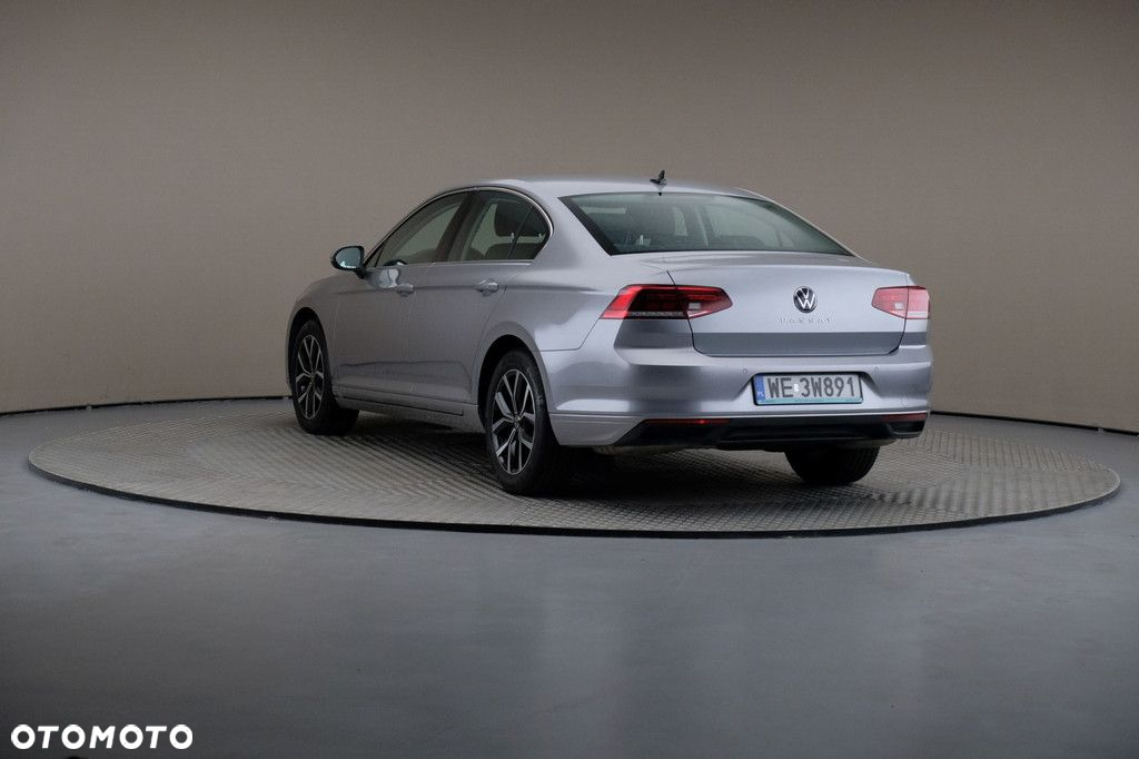 Volkswagen Passat 2.0 TSI Business DSG - 2