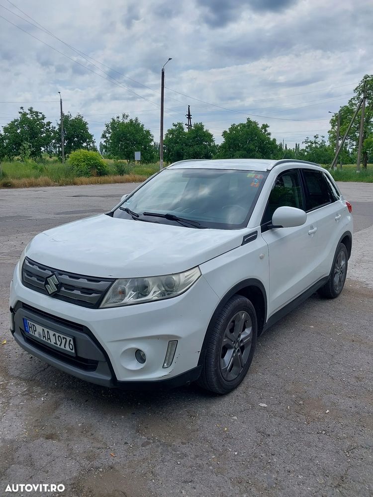 SUZUKI Vitara 2015
